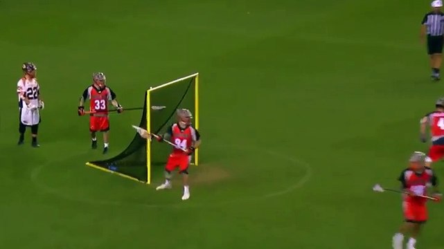 Un gardien de La Crosse marque le but de l'année