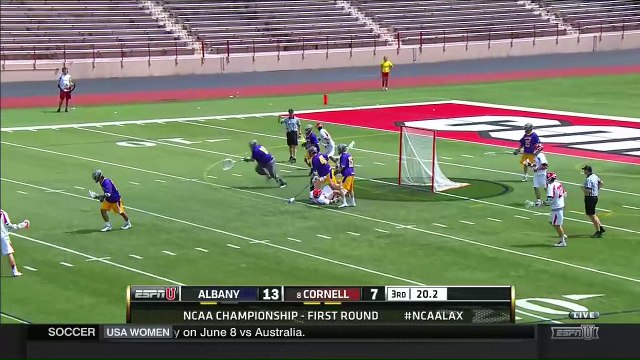 Coast to coast dans un match de La Crosse