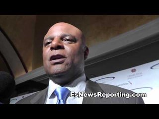 NFL Legend Warren Moon Rios may shock world vs Pacquiao & is floyd mayweather fan