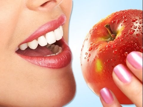¿Qué alimentos dañan nuestros dientes?