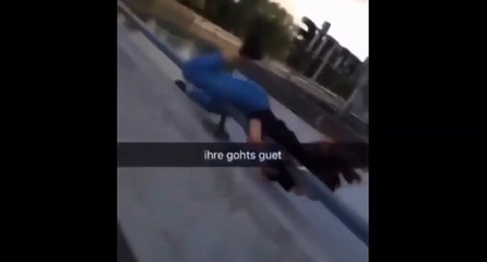 Une fille joue au "The floor is lava" et chute d'un pont.