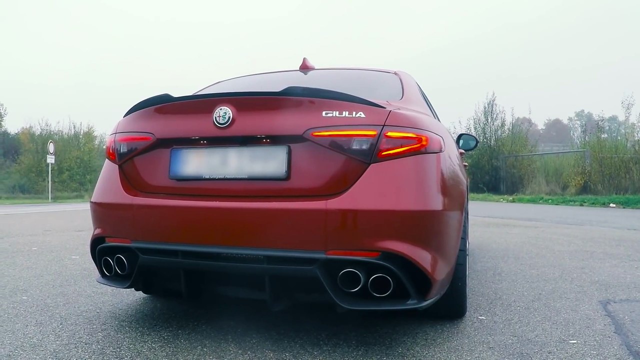 EPIC !!! 2016 Alfa Romeo Giulia Quadrifoglio (0-300 km_h) POV- Autobahn Acceleration TEST ✔ (1080p_25fps_H264-128kbit_AAC)