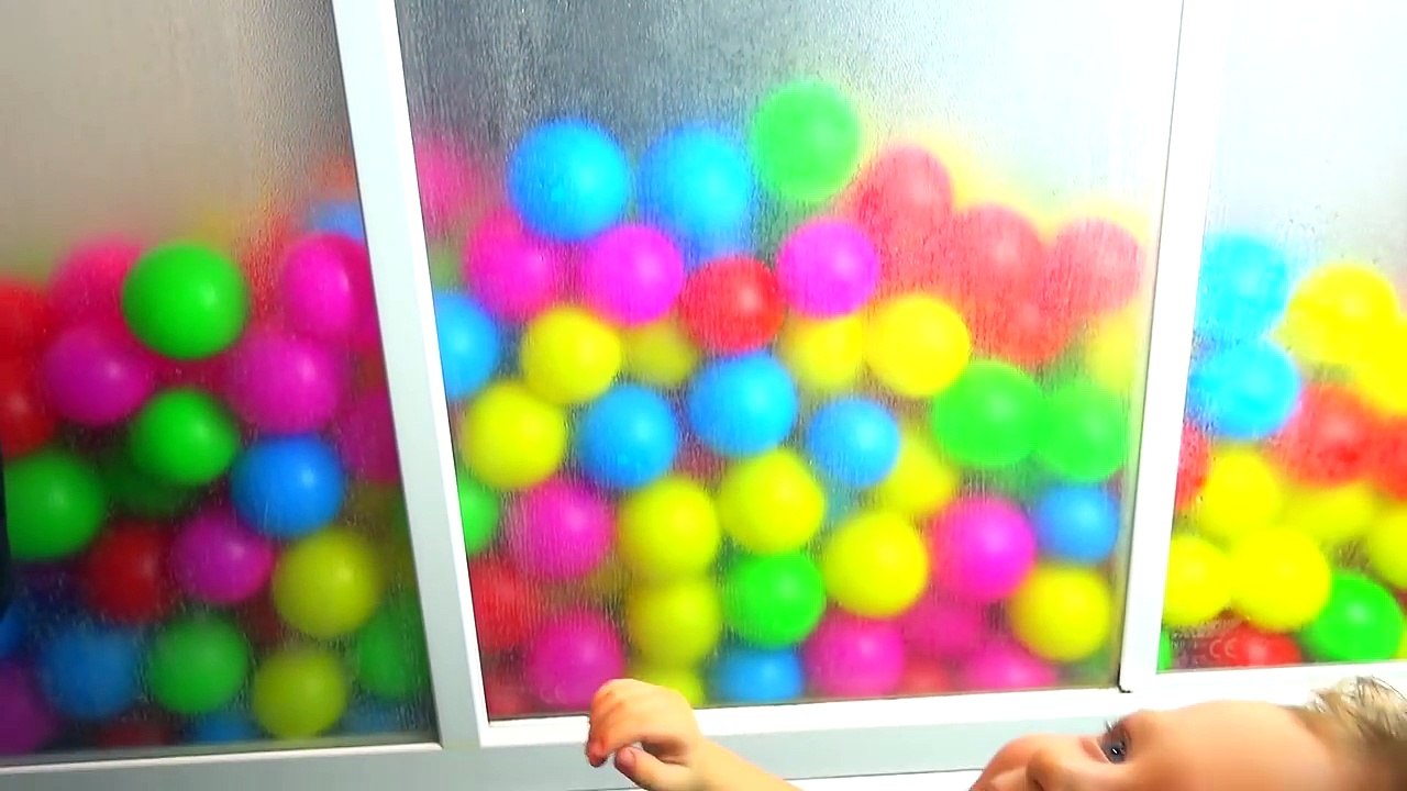 Bolas baño color con baño con bolas de colores