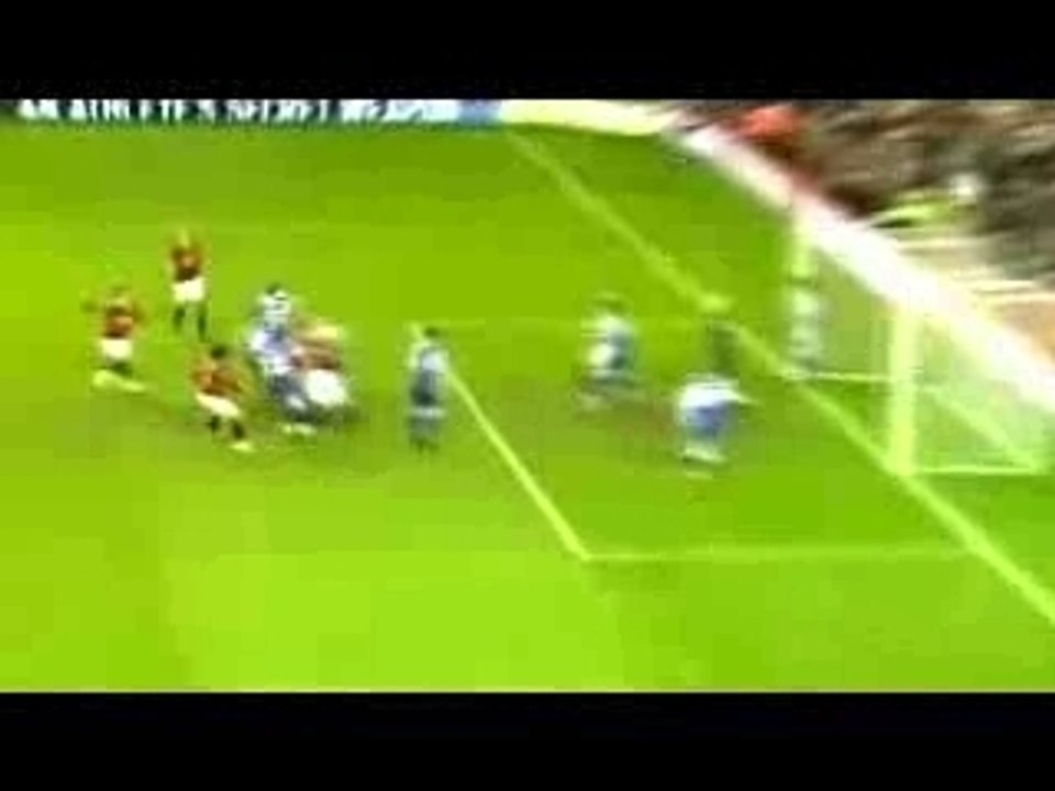 Cristiano Ronaldo 2007 By BUFFCUFF dribbles football