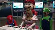 Princess Peach Plays Super Mario Bros. (Piano Cover) - YouTube