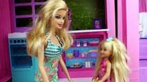 Précédent dos enfants poupées gelé se rencontre école professeur à Il vidéo avec Jeune Anna kristoff barbie