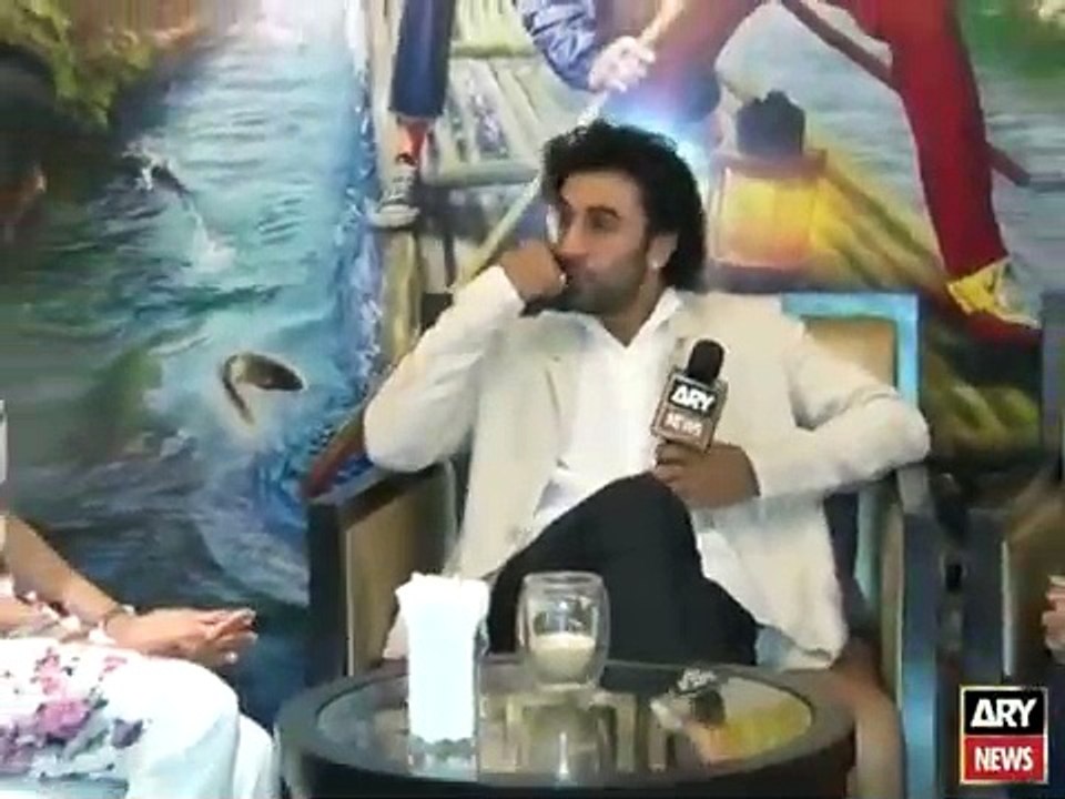 Ranbir Kapoor Just Spoke About All Those Racist Tweets His Father Did Against Pakistan