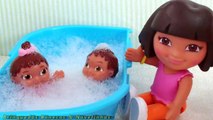 Dora Aventureira Baby toma banho de Amoeba Em Português - baby doll bathtime