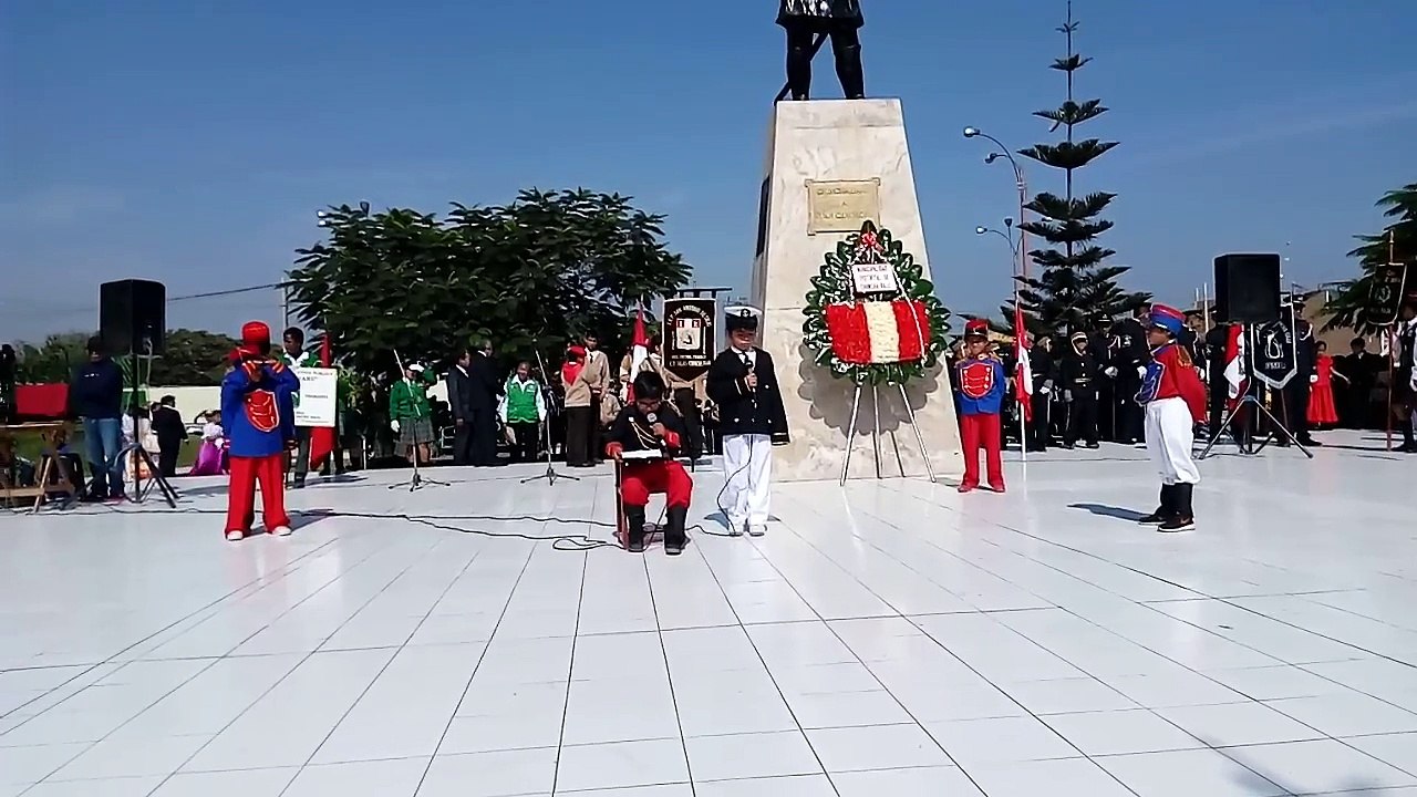 HOMENAJE AL DÍA DE LA BANDERA PERUANA 2017