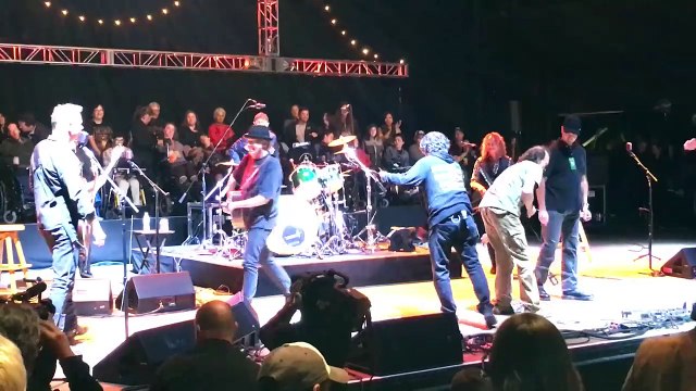 Metallica with Neil Young Mr Soul Bridge School Benefit 30