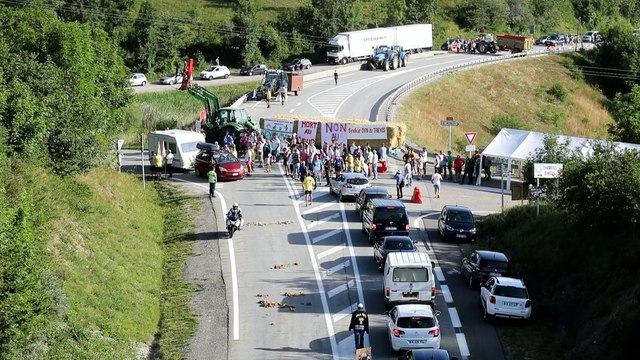 Loup : les vacanciers face à la détresse des éleveurs