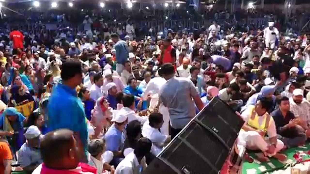 WADA LAJPAL NABI NOORAN SISTERS
