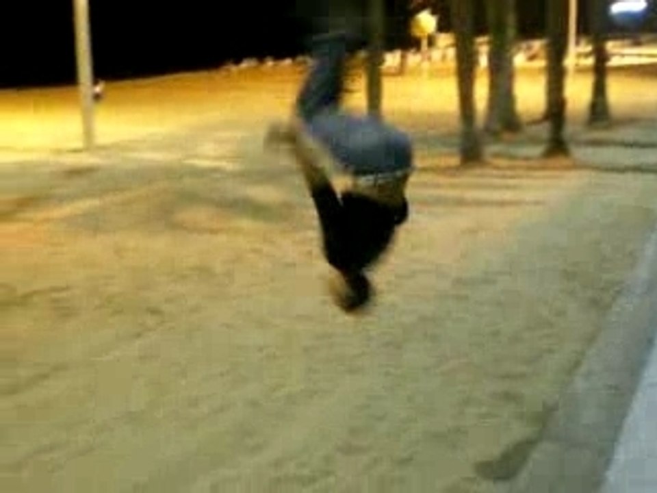 back-flip on the bitch " du cousin "