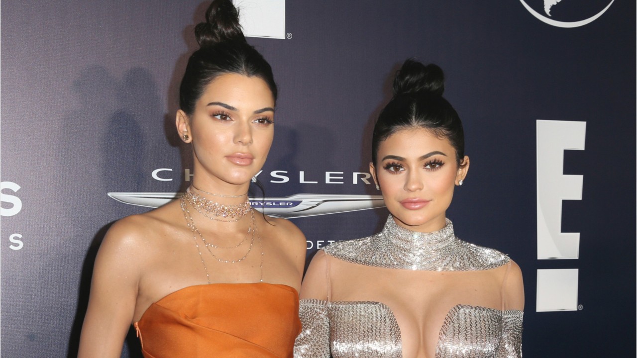 Photographer Sues Kendall And Kylie Over Tupac T-shirts
