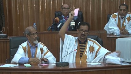 المعارضة الموريتانية ترفض التغييرات الدستورية وتتهم السلطة بتشجيع القبلية