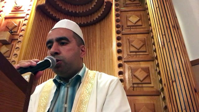 ARAP MAKAMI YASIN SURESI.Dünyanin en güzel Kuran okuyan hafizlarindan. Hafiz Metin Demirtas. Misir tarzi arap usulu Kuran tilaveti. KABE IMAMI MAHIR TAKLIT. SEYH ABDUSSAMED TAKLIT. Aglatan Kiraat. Defalarca dinleten Kuran tilaveti. Amazing imitation Maher