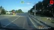 Des piétons sauvé par un klaxon d'un chauffeur routier en Russie