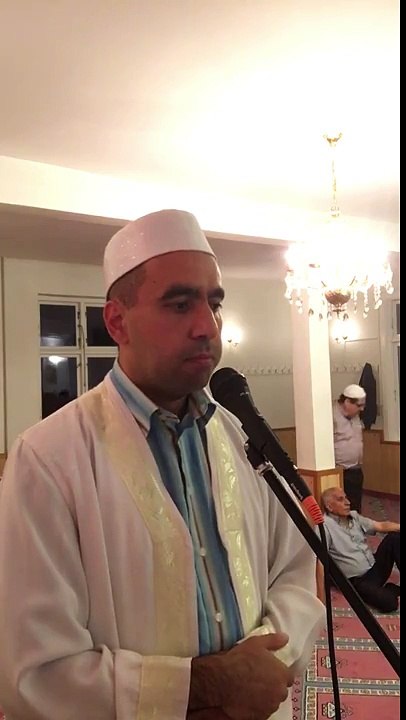 BU EZANI MUTLAKA DINLEYIN! Medine makami sabah ezani. METIN DEMIRTAS. ICINIZI TITRETEN YANIK MEDINE EZANI. Azan fajr Madeenah. Azan Masjid Nabawi. Azan Madinah Munawwarah ESSAM BUKHARI. Arap makami ezan. Sheikh Essam Bukhari. Medine müezzini Esam Buhari.