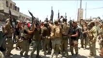 Mosul: i soldati iracheni festeggiano, ma l'Isis resiste