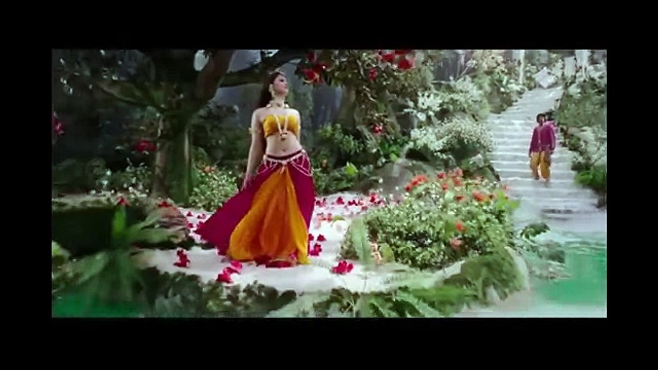 Mere Rashke Qamar...