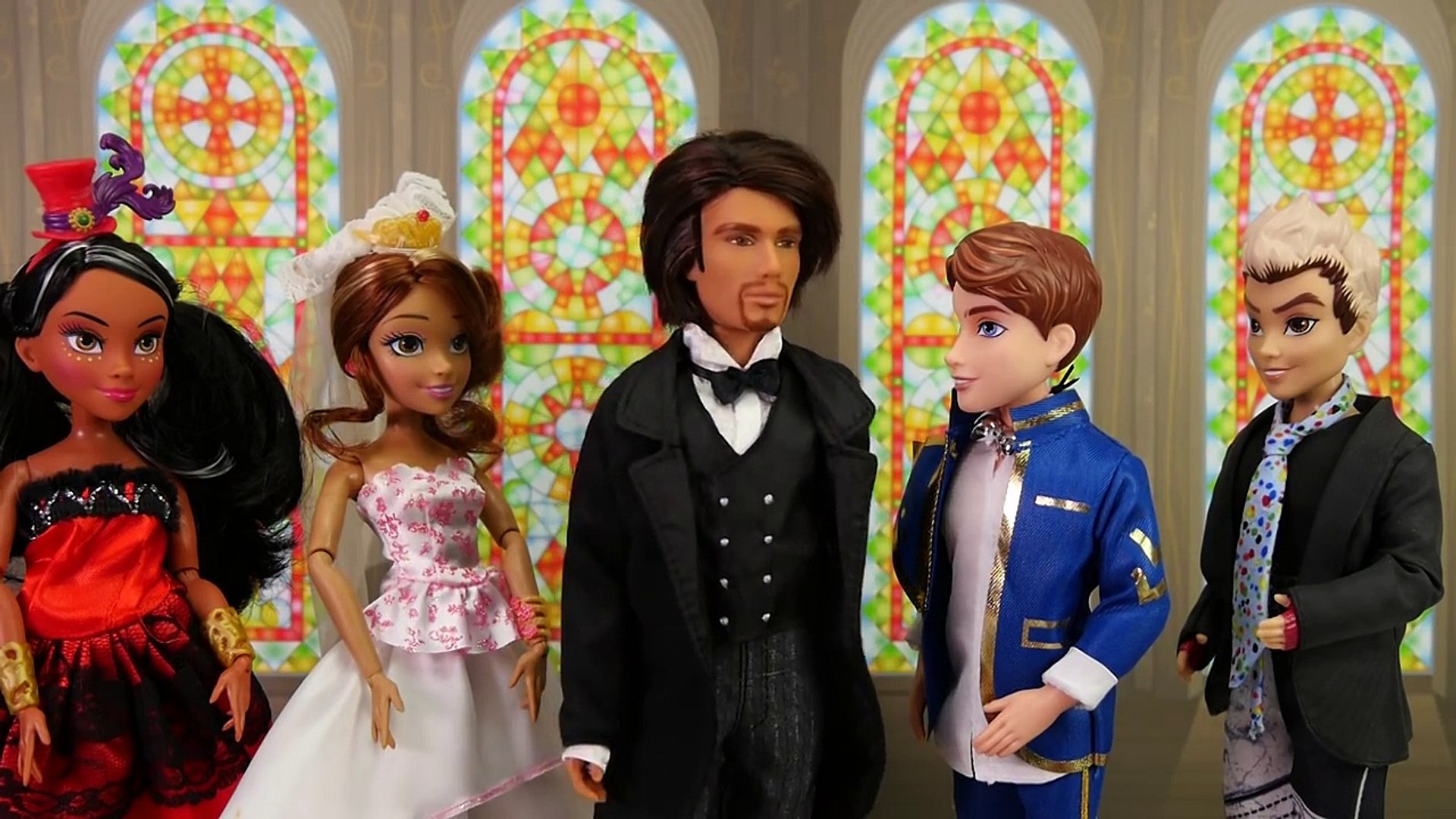 Ben and Audrey’s Wedding from Descendants Ruined by Mal and Evie. DisneyToysFan. , Animated Movies c