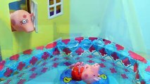 Cerdo Niños para Peppa Pig Peppa dibujos animados en tobogán