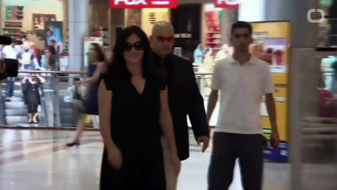 selma blair picks up recurring role heathers