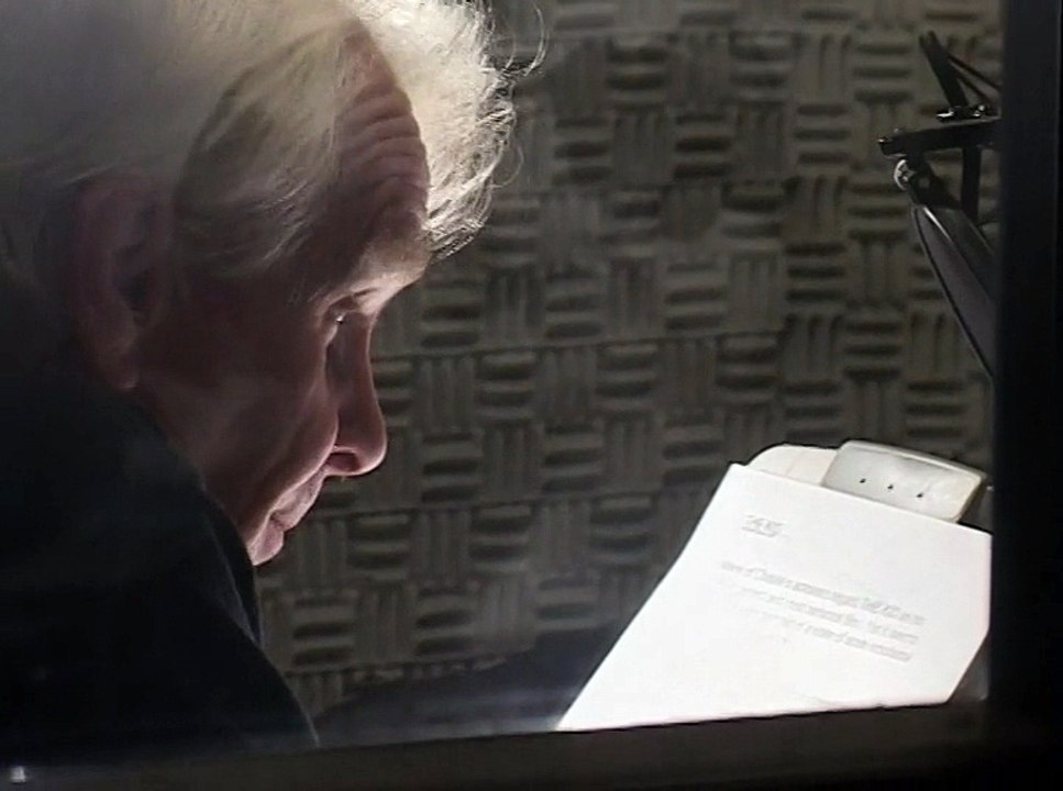 Charlie Chaplin - Bonus - Introduction by David Robinson