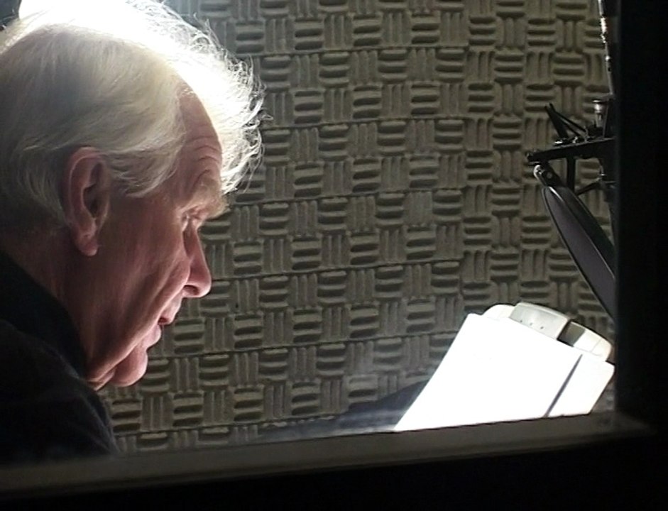 Charlie Chaplin - Bonus - Introduction by David Robinson