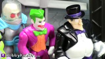 Homme chauve-souris boîte de par par ville gel m ouvrir manchot scélérats joker Imaginext riddler Gothem hobbyk