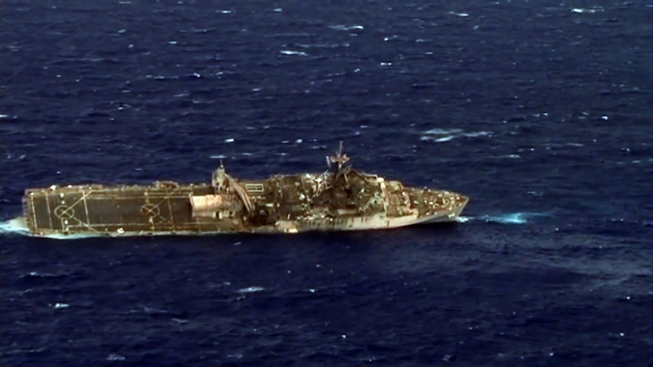 Korean Submarine Shoots at US Ship With Missile During Training - US and South Korean Army Exercise -