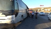 Afyonkarahisar'da Seyir Halindeki Tur Otobüsü Yandı