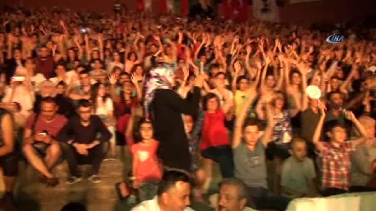 Akşehir'de Buray Konseri