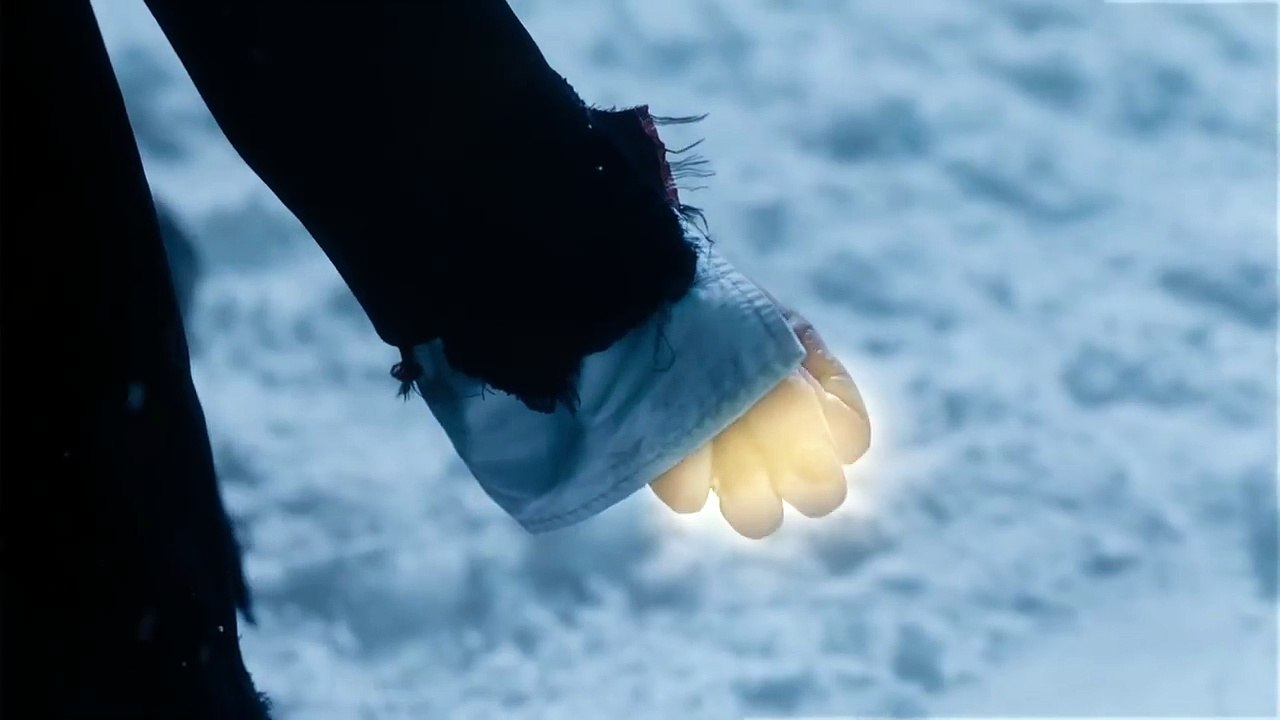 Doctor Who: The Doctor starts to Regenerate Christmas Special 2017