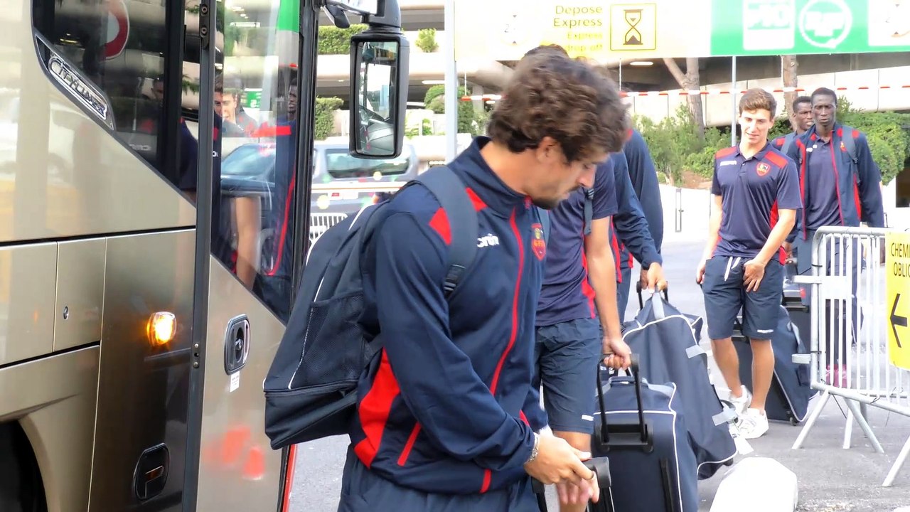 L'ARRIVEE DES JOUEURS A NIMES