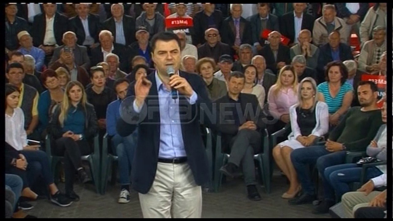 Ora News – Topi akuzon Bashën e Ramën për dyfytyrësi: Duan pushtet në tavolinë