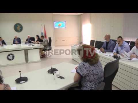 Report TV - PD dorëzon listën finale në KQZ Të kandidatëve për deputetë