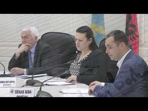 PD dorëzon listat e plota në KQZ - Top Channel Albania - News - Lajme