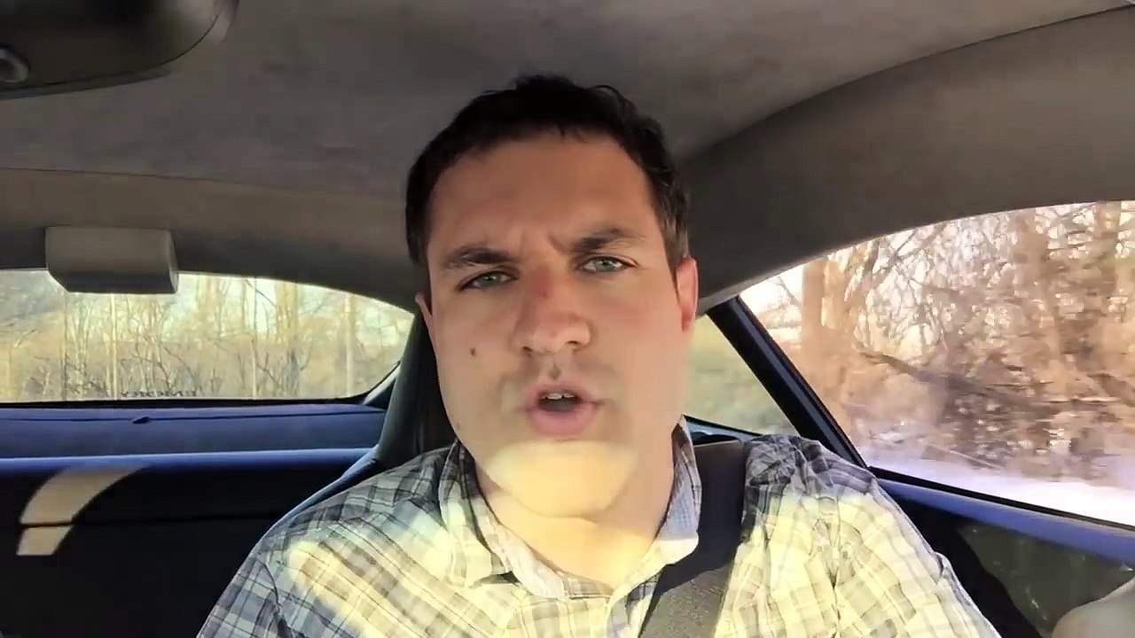 Reviews car - Driving an Aston Martin in the Snow