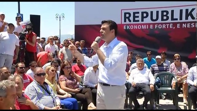 Ora News - Fushata në Sarandë - Basha: Rama është futur në moçal. LSI ta ketë të qartë, s’ka pazare