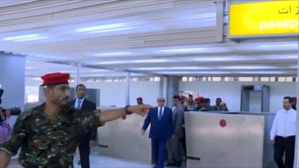 مخطط سعودي إماراتي للإطاحة بالرئيس اليمني