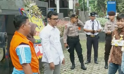 LSM Antikorupsi Gelar Parodi Sindir Pansus Angket KPK