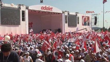 Скачать видео: Maltepe Miting Alanında Konser Coşkusu