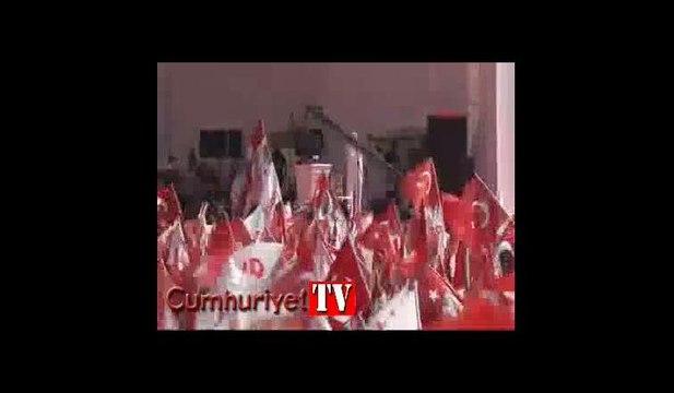 Adalet Mitingi'nde Onur Akın konseri