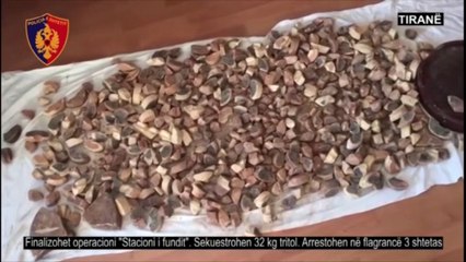 "Stacioni fundit" - Bllokohet makina me 32 kg tritol në aksin Fushë Krujë-Kamëz