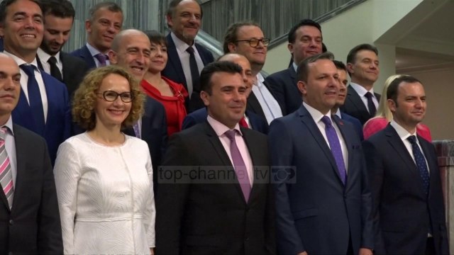 Maqedoni, votohet qeveria Zaev - Top Channel Albania - News - Lajme