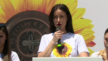 Ti je një luledielli - Top Channel Albania - News - Lajme