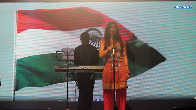 Natalie Di Luccio sings the Indian National Anthem (Jana Gana Mana) | NICE ONE | MUST WATCH |