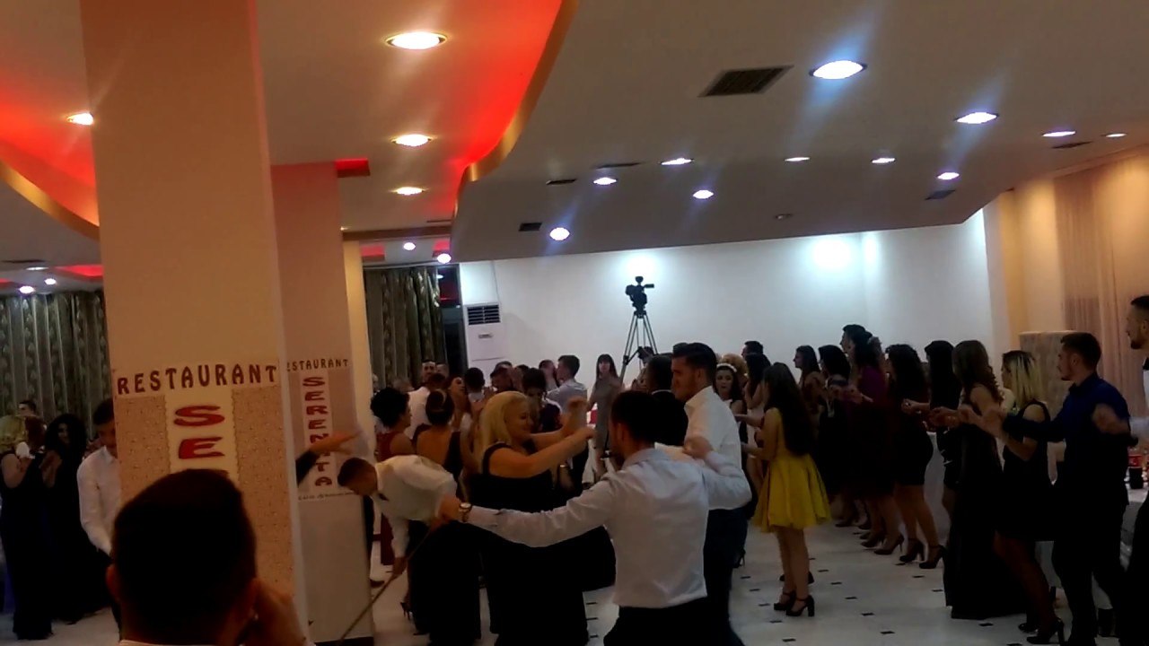 Vesad Mjeku Qysh e don shoqnija