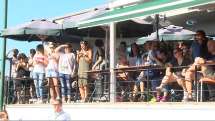 Hülya Avşar Dereceye Giren Sporcuları Ödüllendirdi